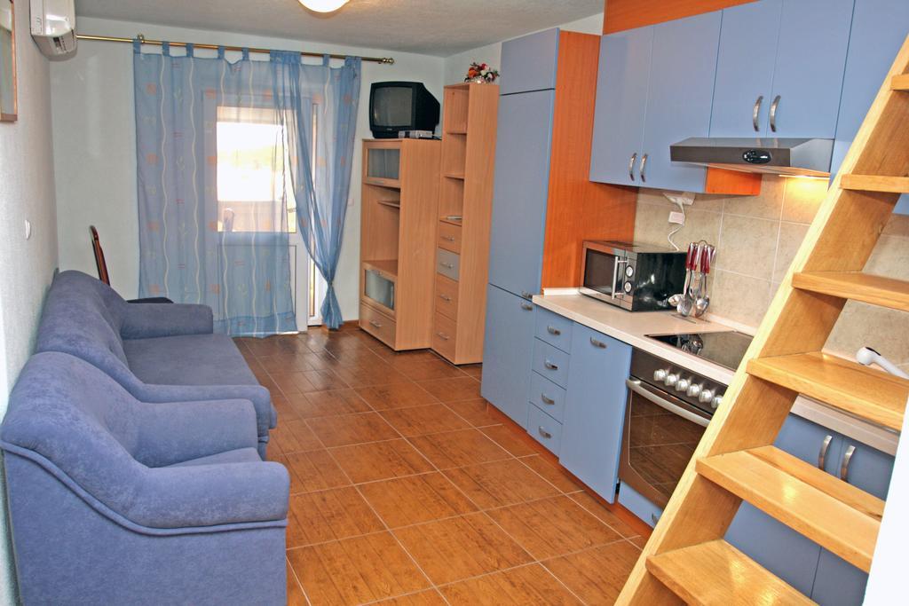 Apartmani Paula Makarska Exterior foto